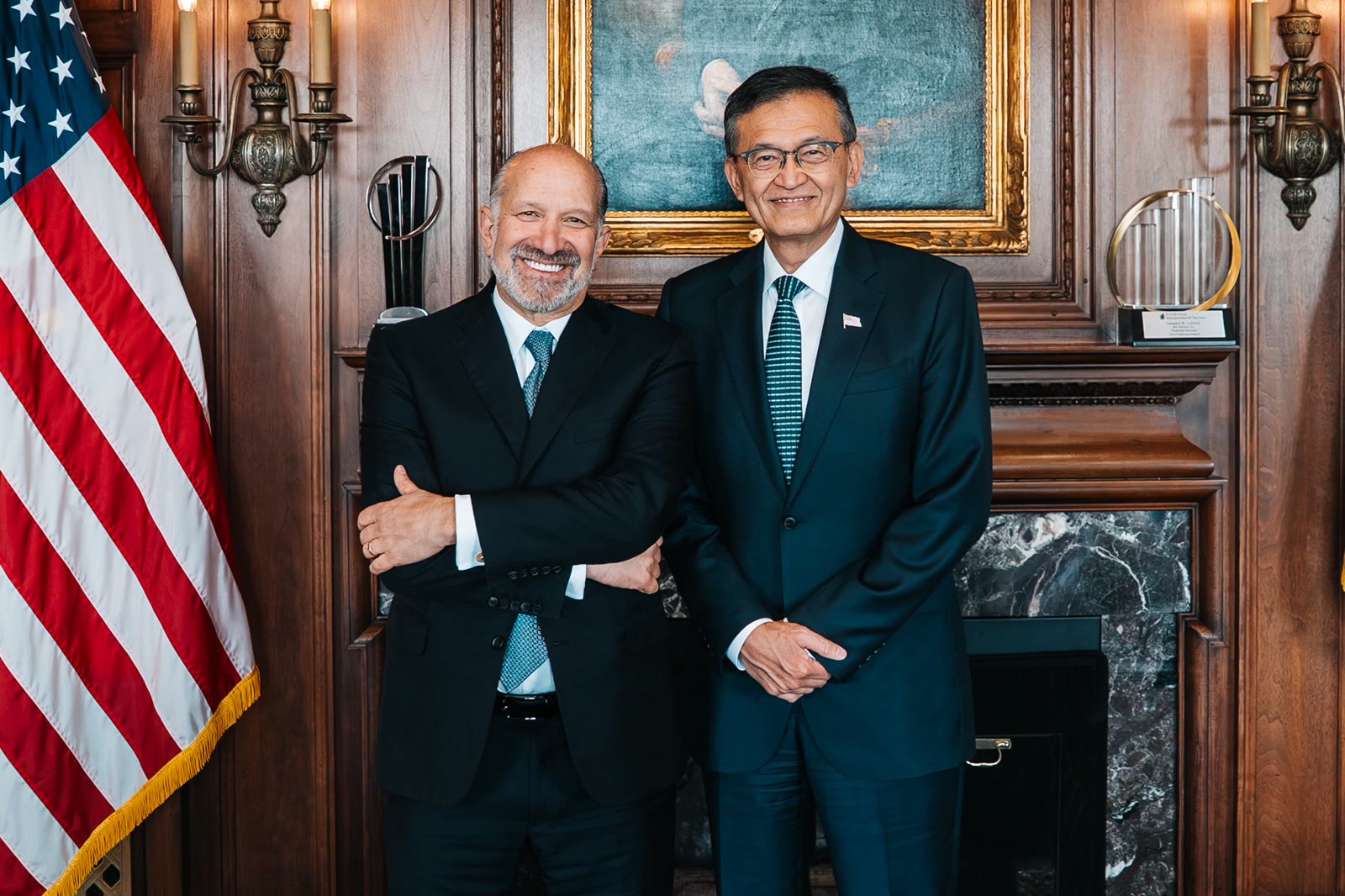 US Commerce Secretary Howard Lutnick with Intel CEO Lip-Bu Tan in 2025
